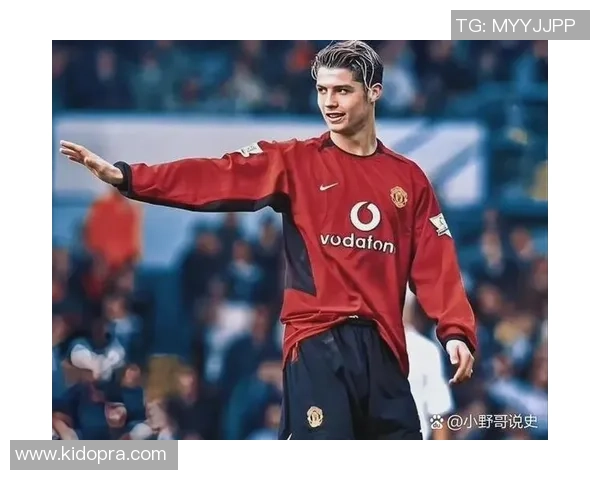 足球明星长袖T恤热销中展现你的球迷风采与个性魅力